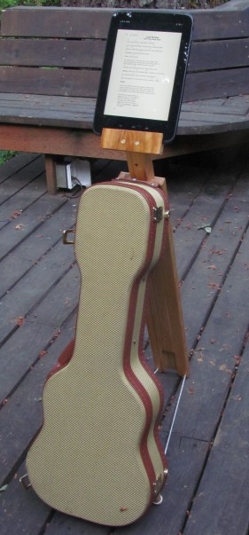 Uke_Stand_3